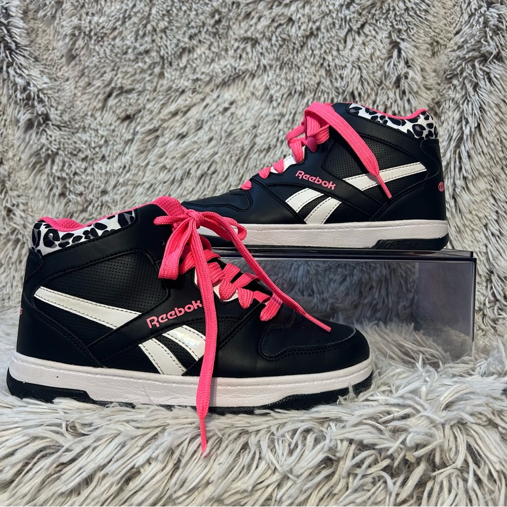 Reebok X Heelys High Top Shoe Youth 4 Womens 6 Black Pink Leopard‎ NO WHEELS